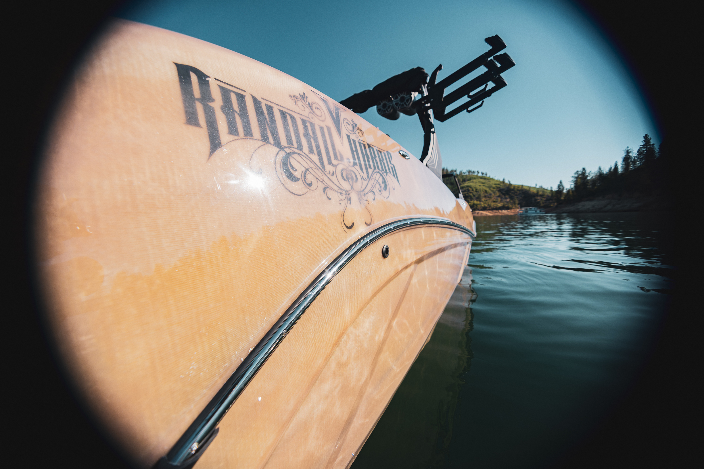 Custom finish and materials on the memorial wake boat