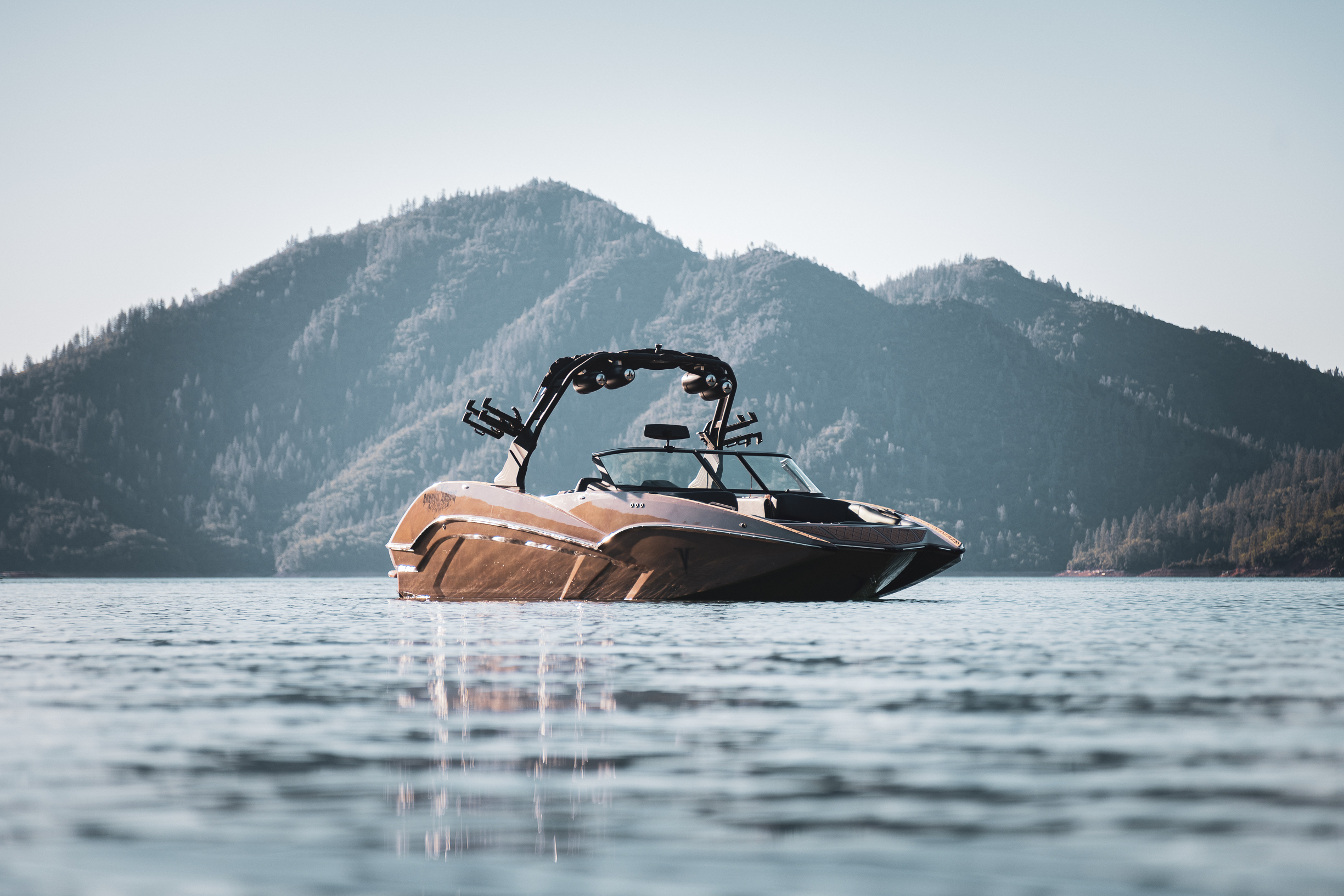 Randall Harris memorial wake boat detail